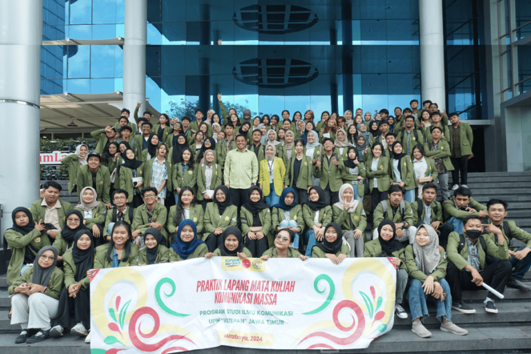 Mahasiswa-Ilmu-Komunikasi-UPN-Jatim-Belajar-Langsung-dari-Dapur-Redaksi-JTV